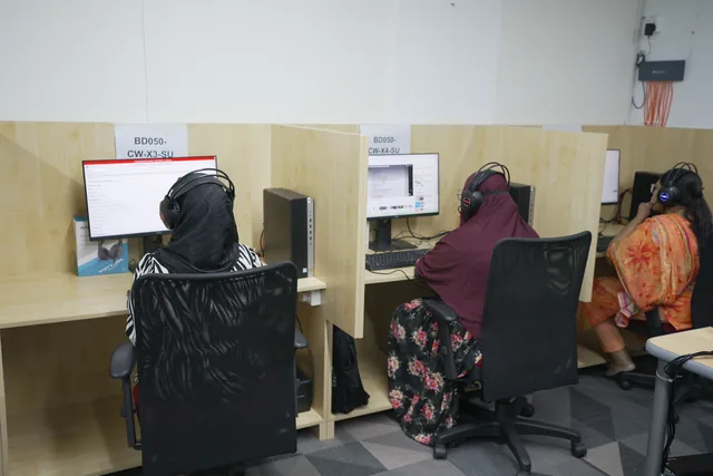 Students at a listening mock test in the lab